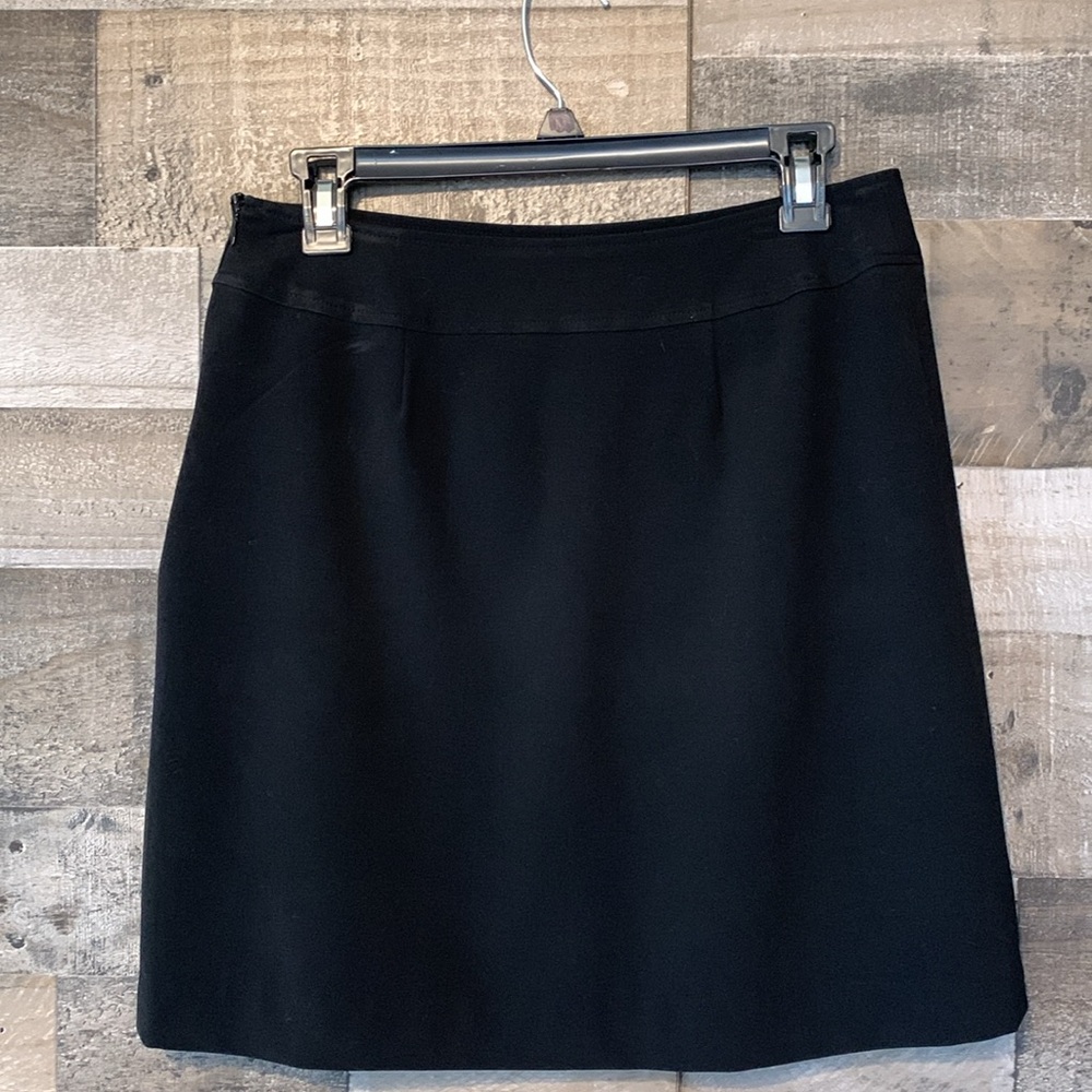 Larry Levine Skirt Size 6 - Picture 2 of 13